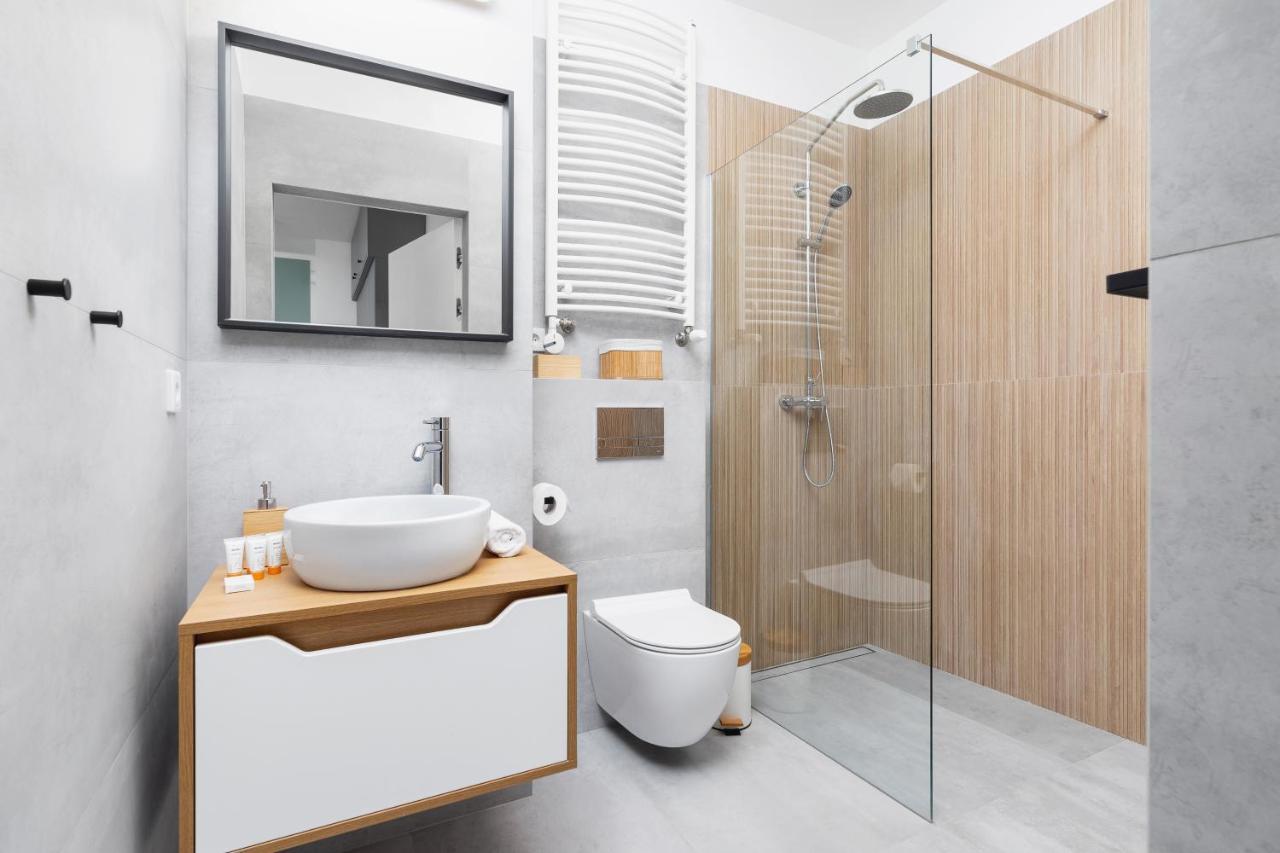 Apartments Steam Park Old Town Cracow By Noclegi Renters كراكوفيا المظهر الخارجي الصورة