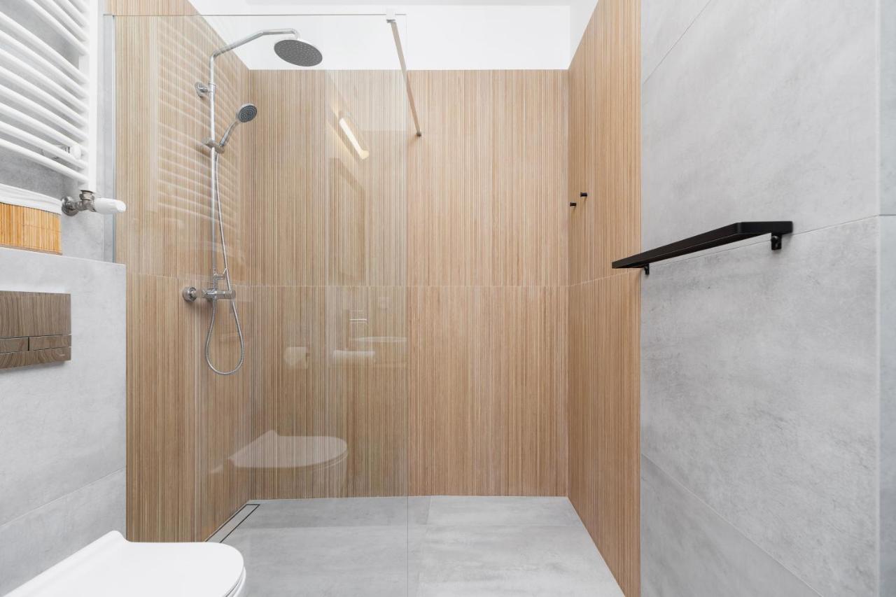 Apartments Steam Park Old Town Cracow By Noclegi Renters كراكوفيا المظهر الخارجي الصورة